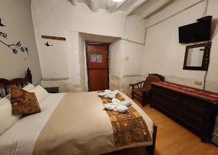 Pirwa Backpackers Colonial *