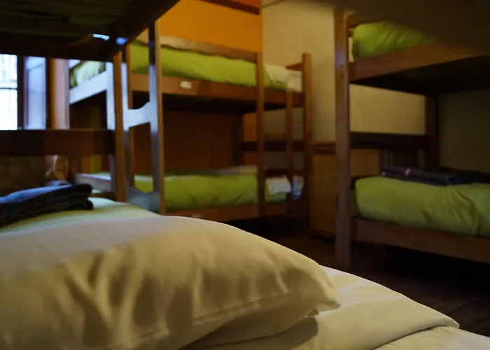 Pirwa Backpackers Colonial *