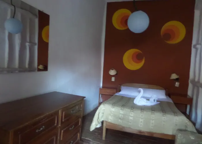 Pirwa Backpackers Colonial Hostel