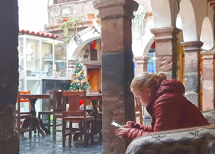 Pirwa Backpackers Colonial * Cusco