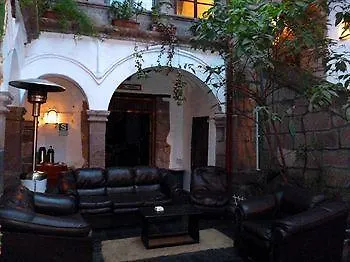 Hostel Pirwa Backpackers Colonial
